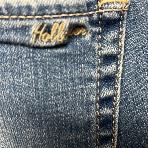 HOLLISTER- high rise super skinny distressed jeans - Picture 10 of 10